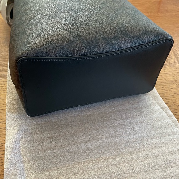 Coach Small Town Bucket Bag - Picture 6 of 9